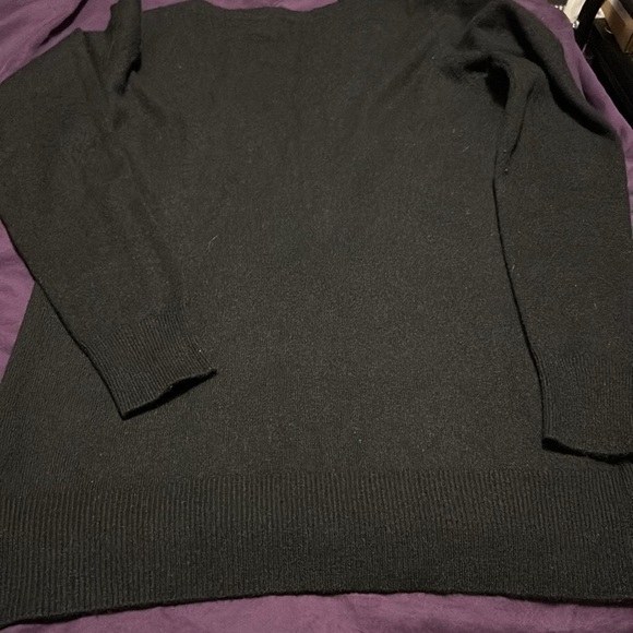 Caslon vneck cashmere sweater L - Picture 4 of 4